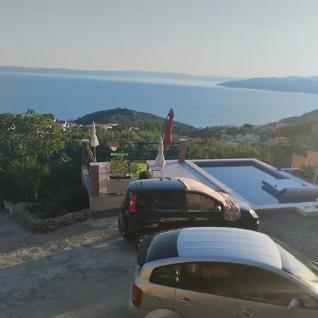 Family Friendly House With A Swimming Pool - 24636 Makarska